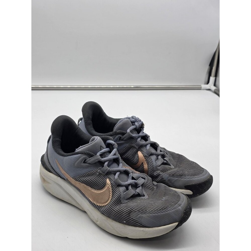 Nike Star Runner 4 Shoes Youth Size 5Y Gray Running Sneakers DX7615-405 Damage